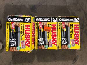 lot 43 image: Lot of Husky 42 Gal. Heavy-Duty Contractor Clean-Up Bags with 20% PCR (50-Count)   Customer Returns See Pictures