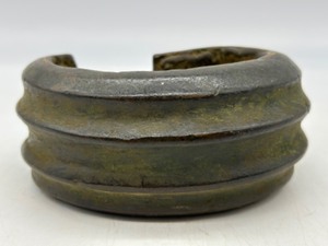 lot 45 image: Antique 1800s African Niger Baoule Dogon Bronze Cuff Currency #2