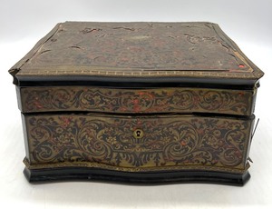 lot 91 image: Vintage Boulle Marquetry Jewelry Box