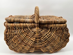 lot 107 image: Vintage 1960s French Double Sided Gathering Basket