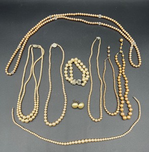 lot 137 image: Vintage Assorted Pearl Necklaces and TRIFARI STERLING SILVER Pearl Bracelet