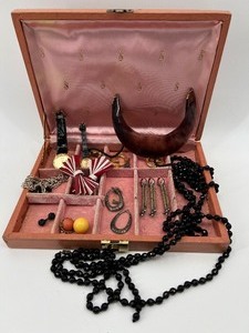 lot 226 image: Vintage Satin Jewelry Box with Parts for Crafting or Repair