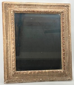 lot 262 image: Antique Gesso Gold Washed Textured Wall MIRROR