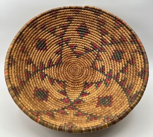 lot 304 image: Large Hand Woven Bowl Basket - Middle East