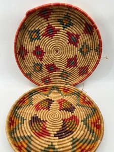 lot 305 image: Large Hand Woven Basket Trays - Middle East - QTY 2
