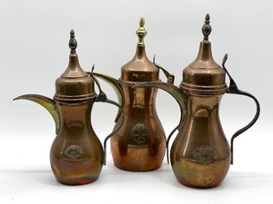 lot 329 image: Antique Dallah Arabic Middle Eastern Copper and Brass Coffee Pots - QTY 3