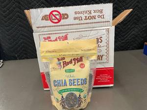 lot 38 image: Trol - Bobs Red Mill Organic Whole Chia Seeds - 5 X12 oz. Resealable Package