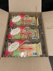 lot 106 image: DE 1 - Pack of 6 Rosemary Croccantini Artisan Crackers - Baked with Extra Virgin Olive Oil