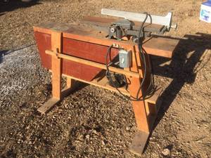 lot 105 image: Custom Electric Jointer