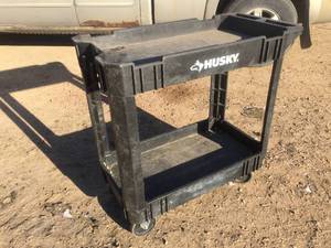 lot 145 image: Husky Composite Plastic Rolling Shop Cart