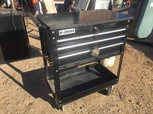 lot 128 image: US General Pro - Rolling Tool Cabinet with Keys