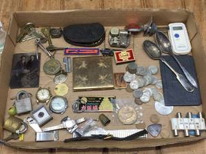lot 190 image: Vintage Collectables - Tin Type - Watches - Old Nickels - Gadgets