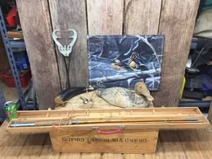 lot 201 image: Vintage Fly Rod - Duck Decoy - Powder Horn - Gaff Hook
