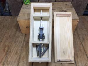 lot 230 image: Craftsman 9-4633 Engine Hone with Custom Case