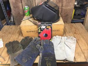 lot 233 image: Welding - Leather Gloves - Slag Hammer - Helmet - Magnet