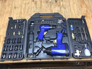 lot 277 image: Goodyear Pneumatic 12 Impact & Chisel Partial Set