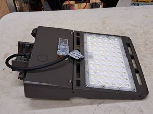lot 808 image: Lot of (4) V-Tac Commercial 100-277V 150W LED Shoebox Light Fixtures VT-SBN3-3M-150W-840 (New In Box )