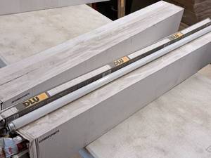 lot 935 image: Lot of (3 Cases) DLU 48 Fluorescent Lamps T8 28W 4100K F28T885CRI Cool White 25-count ( 75 total items )