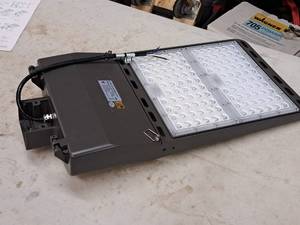 lot 878 image: Lot of (20) V-Tac Commercial 100-277V 240W LED Shoebox Light Fixtures VT-SBN2-240W-850-XX (New In Box )
