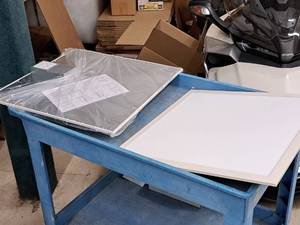 lot 822 image: Lot of (2 Boxes) Letron Commercial 100-270V 25W LED Flat Panel Light Fixtures PH22-25W-850 2-count ( 4 total items ) (New In Box )