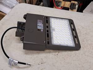 lot 815 image: Lot of (10) V-Tac Commercial 100-277V 150W LED Shoebox Light Fixtures VT-SBN3-3M-150W-840 (New In Box )