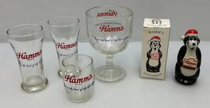 lot 6 image: 1995 Limited Edition HAMMS  Santas Helper Bear (NIB) & Glasses