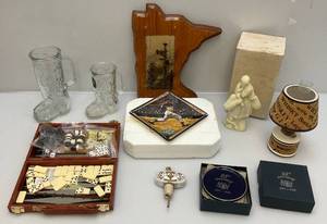 lot 19 image: Misc. Vintage Collectibles & More