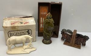 lot 33 image: Misc. Vintage Horse Related Collectibles