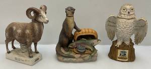 lot 68 image: Two Ski Country Wildlife Series Collectible Decanters Including Ram, Otter & Owl  (EMPTY)