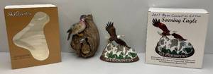 lot 70 image: Ski Country Limited Edition First Club Decanter Wood Ducks (In Original Box) & Soaring Eagle Convention Decanter In Original Box (EMPTY)
