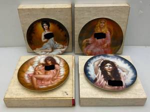 lot 148 image: Vintage Risque Collectors Plates