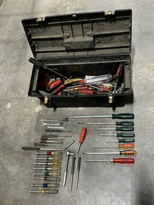 lot 28 image: Vintage Tools and Toolbox including Craftsman Nut Drivers
