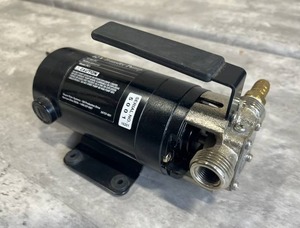 lot 46 image: Wayne 12-Volt Self-Priming Transfer Water Utility Pump Model PC1