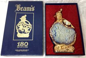 lot 23 image: Vintage 1976 Bird & Cherub Angels 180 Months Jim Beam Whiskey Decanter in Original Box