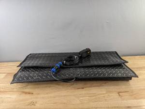 lot 150 image: Heated Snow Outdoor Melting Rubber Mat B