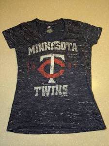lot 418 image: New Majestic MLB Minnesota Twins Womens T-Shirt Red White Blue Size Small P