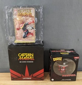 lot 39D image: Marvel Loot Crate Captain Marvel 3D Comic Standee Collectible and Funko Dorbz Marvel Deadpool 086 Vinyl Collectible Pop Figure N