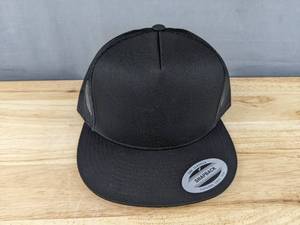 lot 195 image: 14 Brand New Yupoong Black Hats OSFM A