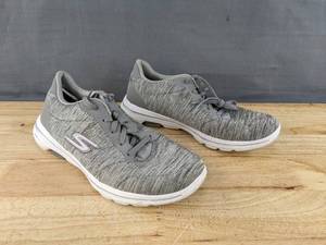 lot 361 image: Womens Skechers Ultra Go Walk 5 Gray Size 9 L