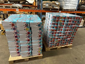 lot 14 image: 325 New Pairs  2 Pallets of Womens Baretraps Gemma Shoes  Mules  Clogs Retail $12996.75 