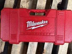 lot 42 image: Milwaukee Super SawZall