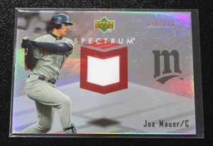 lot 16 image: 2007 Upper Deck Spectrum Jersey Relic Joe Mauer #40199  Only 199 Exist