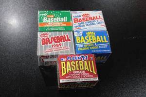 lot 92 image: 1987 to 1991 Fleer Update Factory Sealed Complete Set Lot  5 Sets