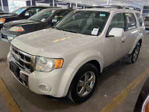lot 22 image: 2011 Ford Escape Limited 4x4