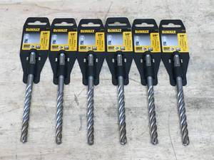 lot 92 image: Lot of 6 - DeWalt 38 SDS Bit Model # DW5527