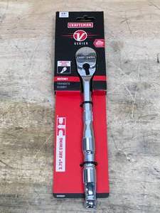 lot 38 image: Craftsman V Series 12 Drive Ratchet 12192410