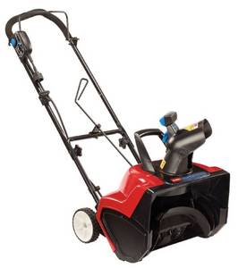 lot 128 image: TORO 18 in. (46 cm) Power Curve 15 Amp Electric Snow Blower