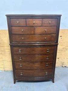lot 14 image: BETTER HOMES & GARDENS Dresser