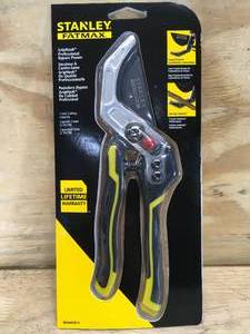 lot 112 image: Stanley Fatmax GripHook Professional Bypass Pruner Model # BDS6036-3 12192415