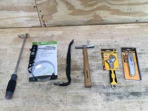 lot 118 image: Lot of Assorted Hand Tools